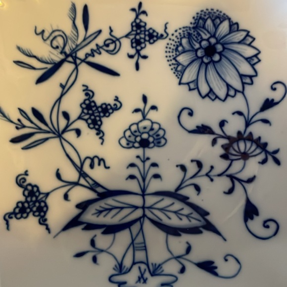 ANTIQUE MEISSEN BOWL  Mid 20th Century hand painted Made in Germany - Picture 4 of 10